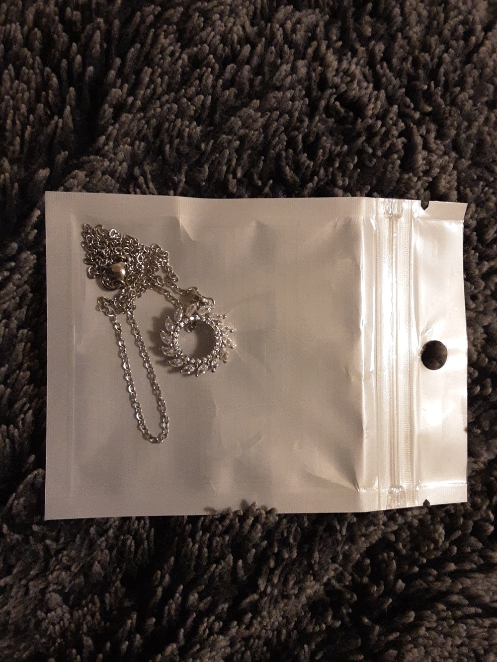 New Spiral Crystal Zircon Circular Necklace - Picture 4 of 4